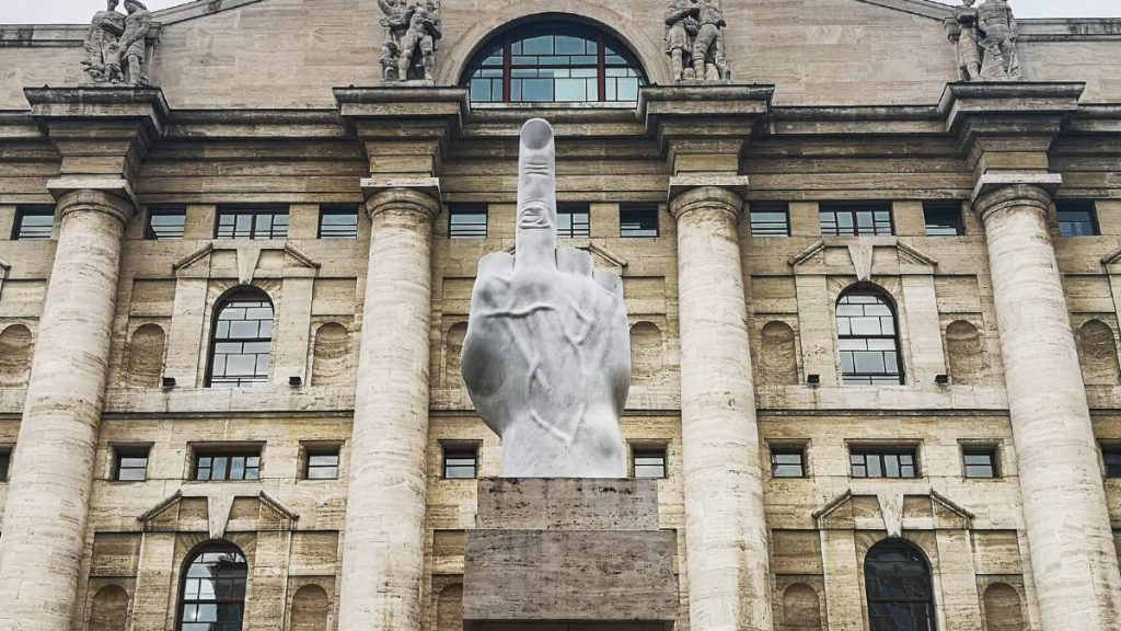 Love Statue in Milan